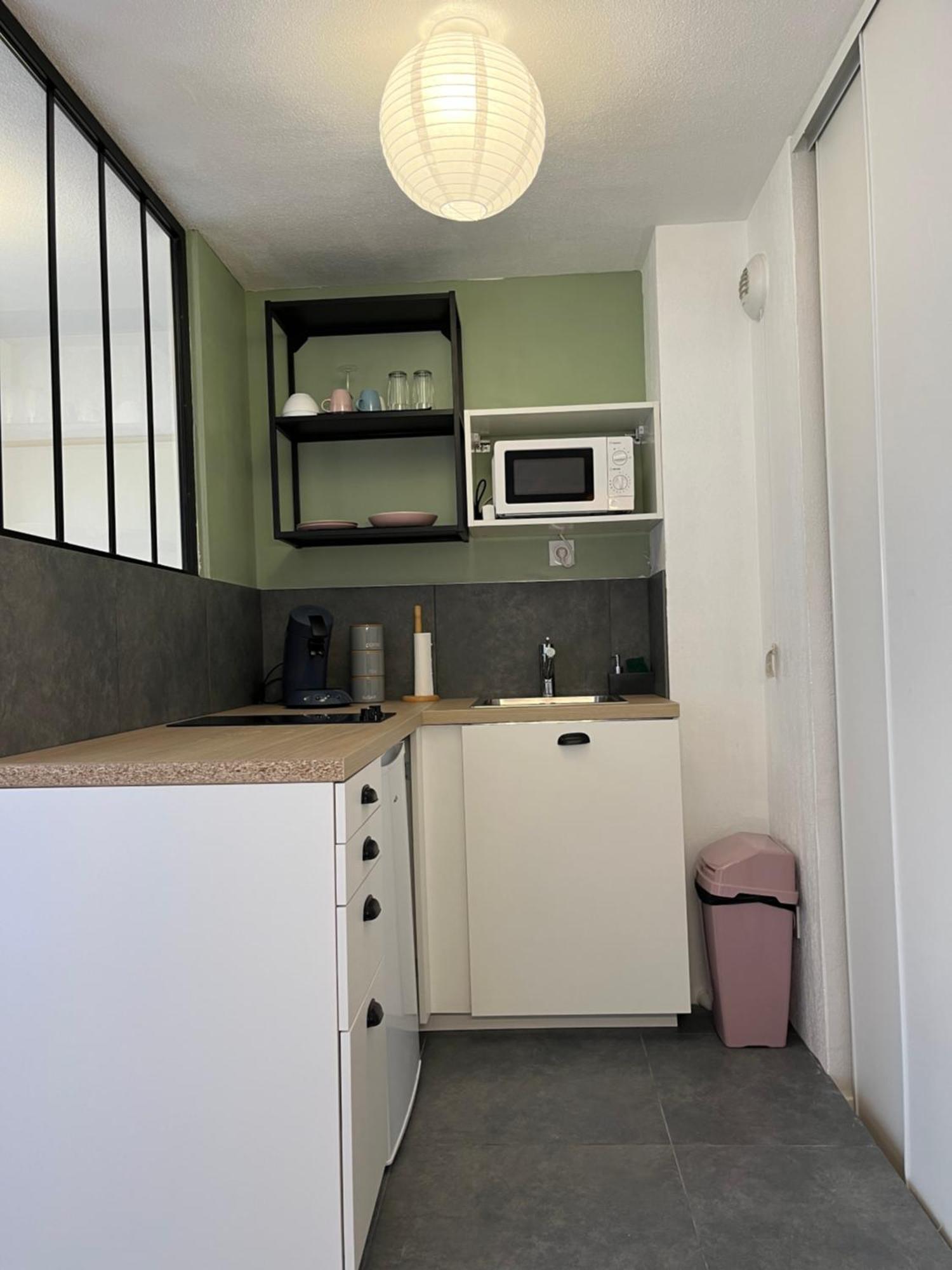 Petit Cocon Paisible Apartment เลอม็องส์ ภายนอก รูปภาพ